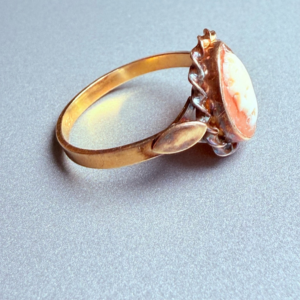 18K Yellow Gold Antique Shell Cameo Muse Ring Victorian Era Italy - Picture 8 of 9